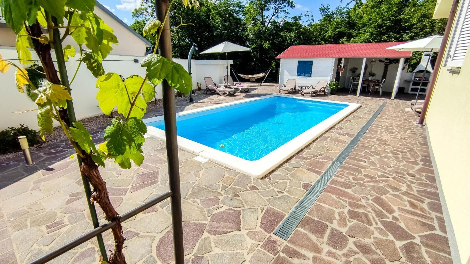 House Vertel Матульи Экстерьер фото